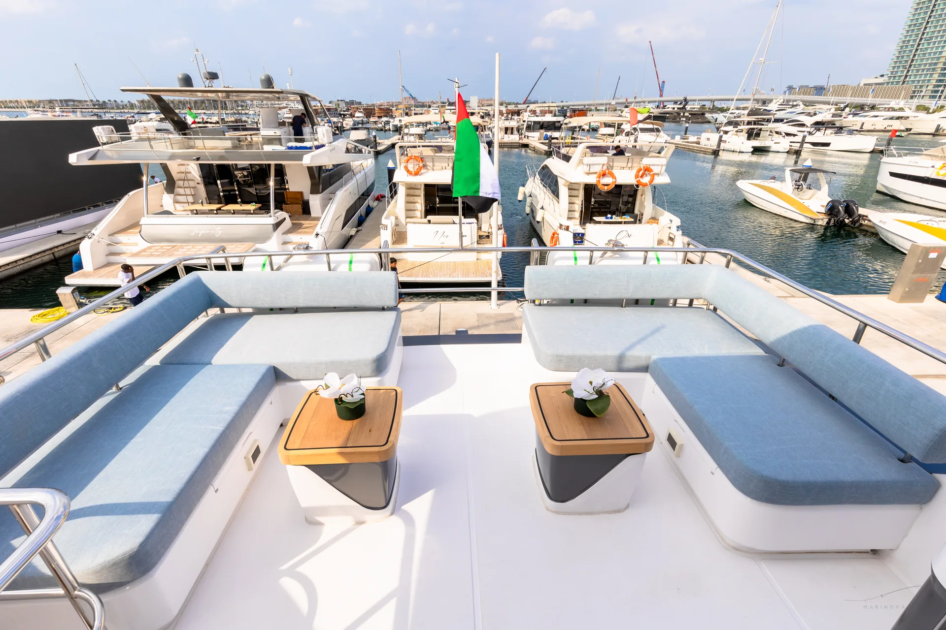 Vela 63 aft flybridge loungers