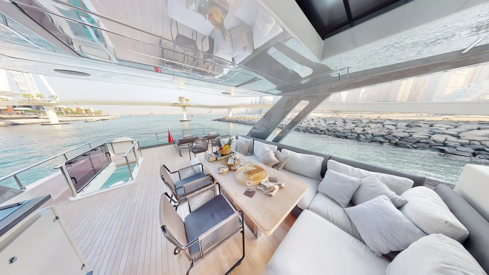 Bella 78 flybridge dining area