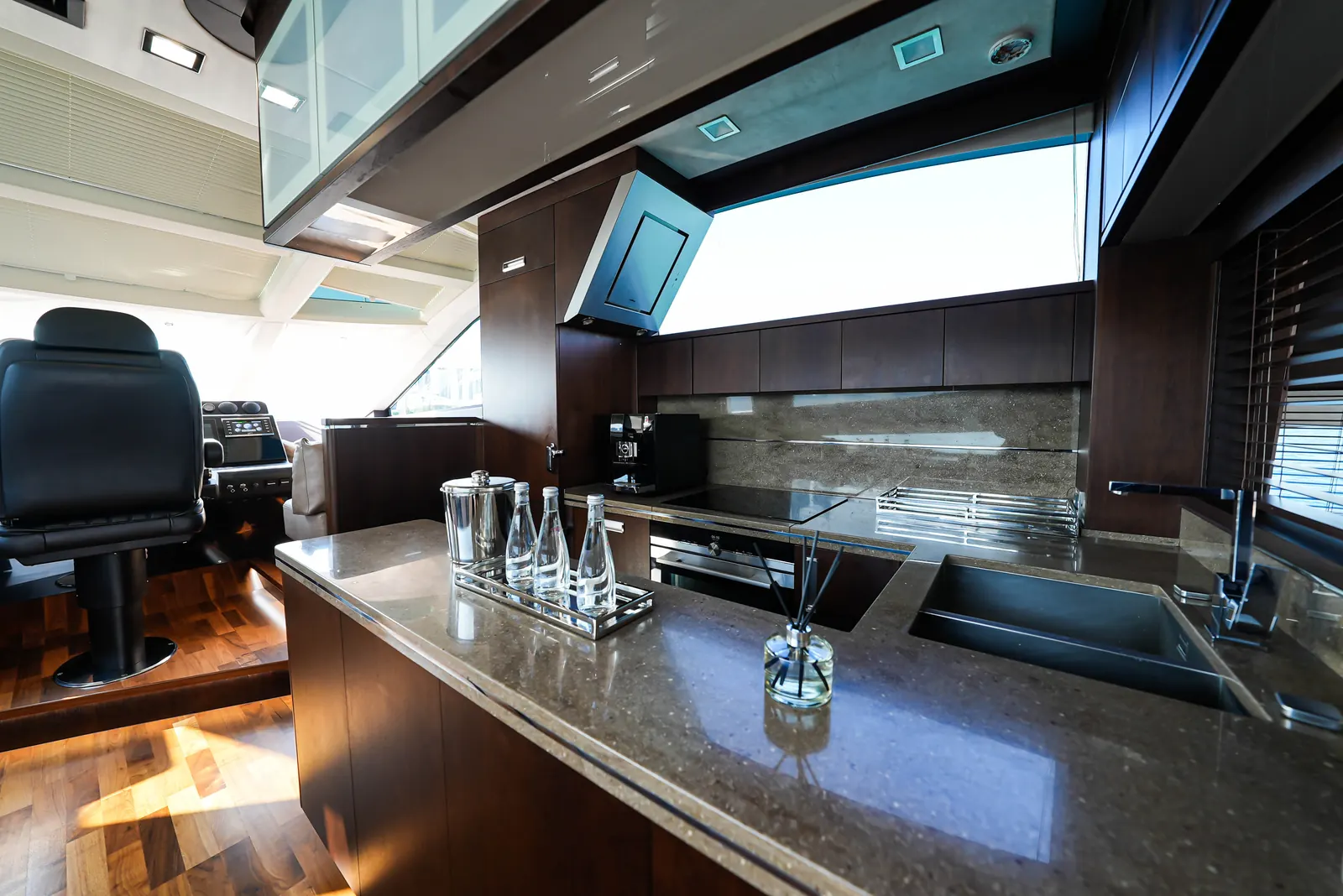 Crystal 78 saloon bar