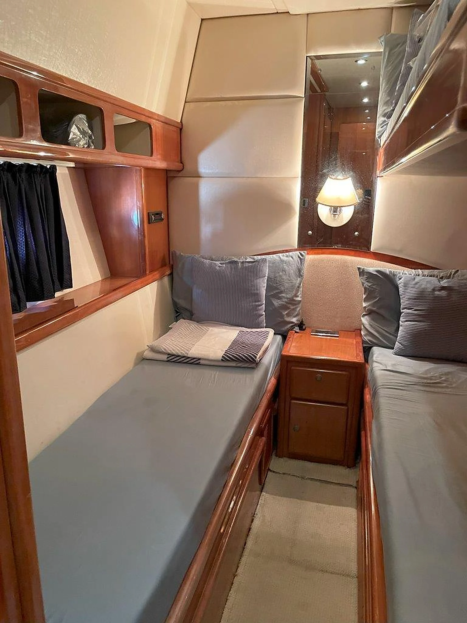 68 feet yacht rental Dubai guest bunk cabin aboard Eternity