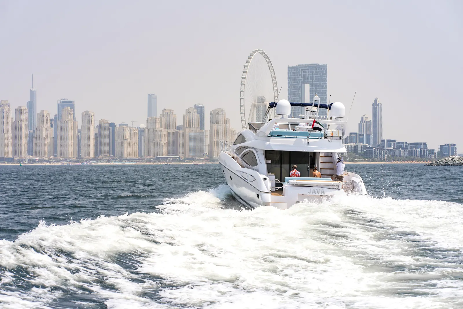 Java 64 stern while cruising