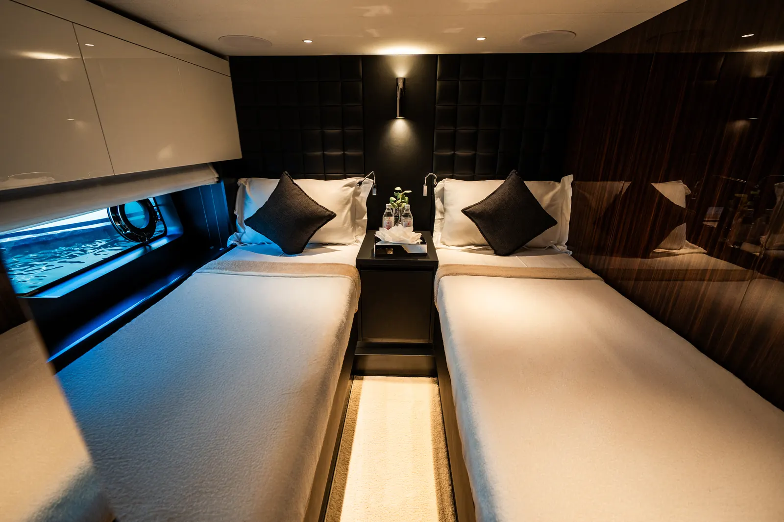 Riva 82 guest cabin